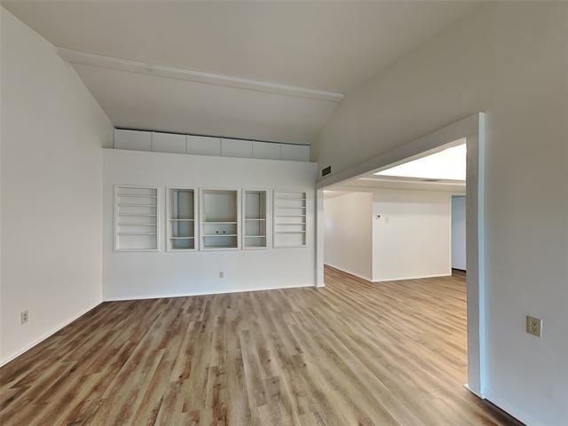 Foto del edificio - 3418 Flagstone Dr