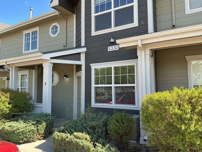 Foto del edificio - 3330 Apple Blossom Way