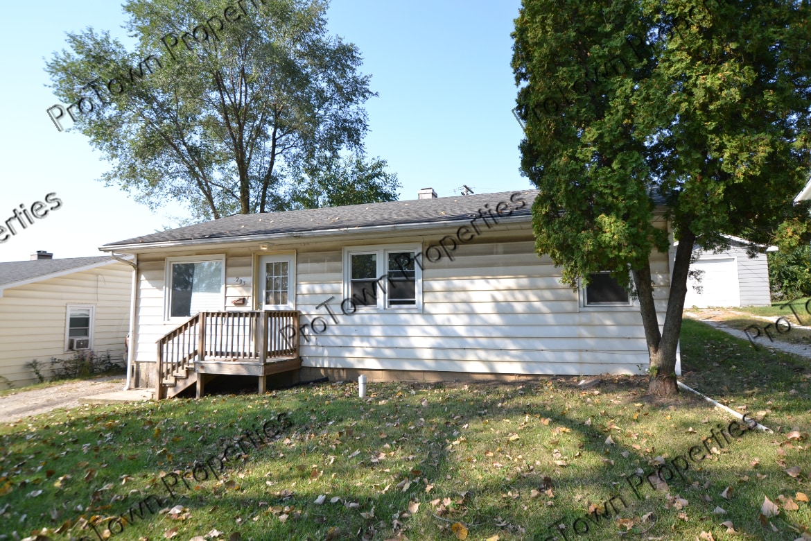 Foto principal - 203 Algonquin St