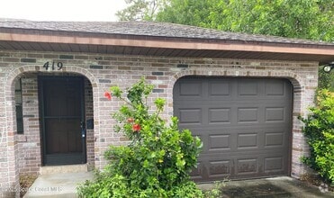 Building Photo - 419 Daniel Dr