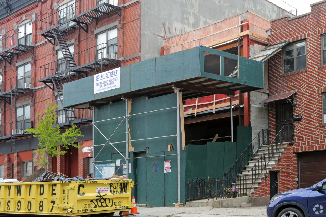 Building Photo - 85 3rd St