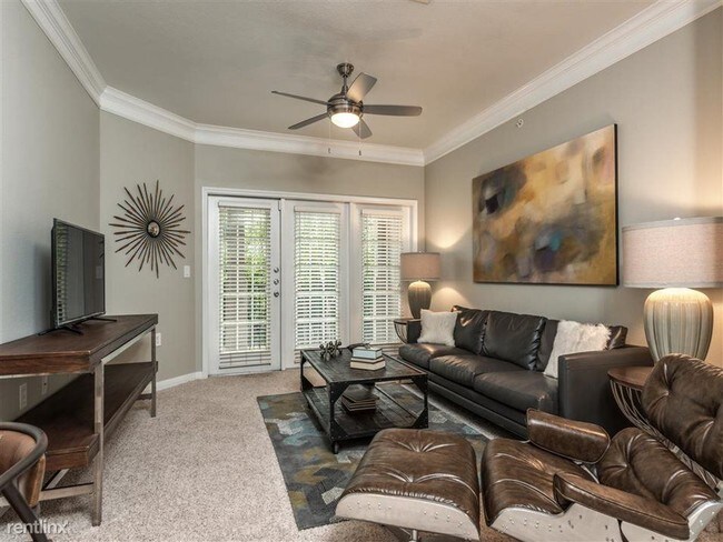 Foto del edificio - 1 br, 1 bath Flat - 2001 Hermann Dr 663sf