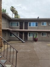 Building Photo - 2104 Sunrise Ave