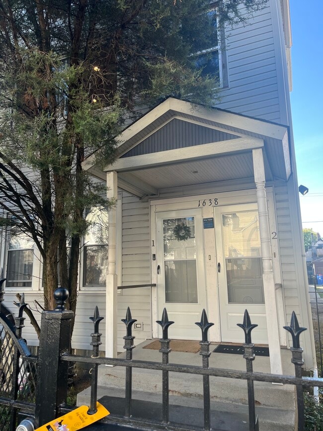 Building Photo - 1638 N Washtenaw Ave