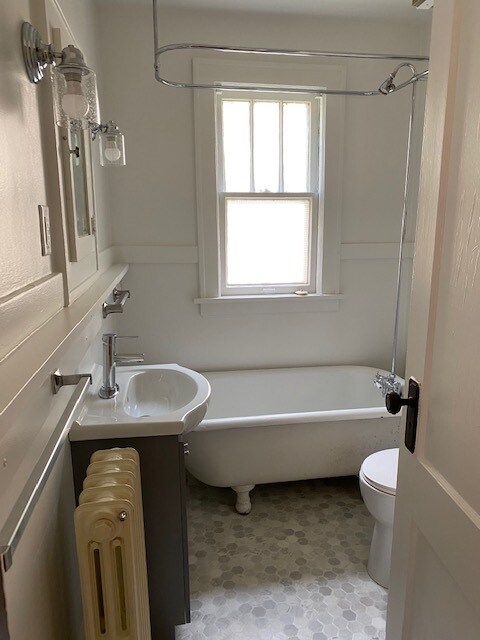 Bathroom - 1069 Edmund Ave