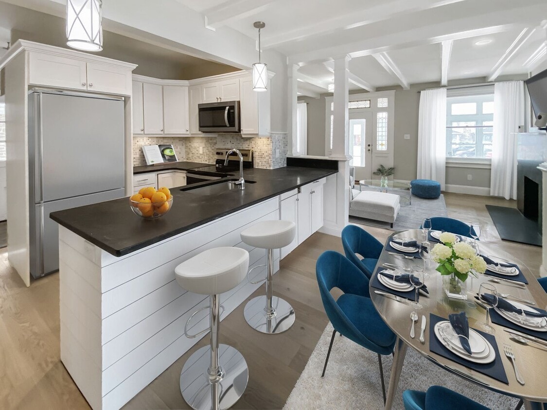 Fully Renovated 4 Bedroom/3 Bathroom in Conshohocken! - Fully Renovated 4 Bedroom/3 Bathroom in Conshohocken!