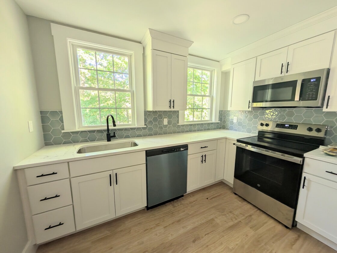 Foto principal - 60 N Main St
