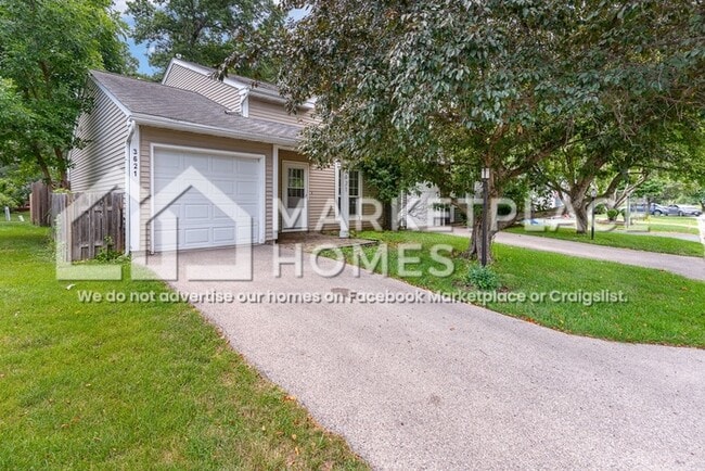 Building Photo - 3621 Linden Dr