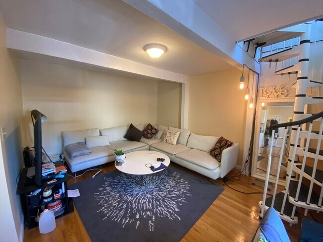 Foto del edificio - 266 Beacon St