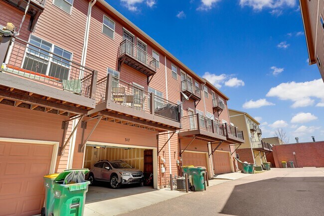 Building Photo - 317 E Las Animas St