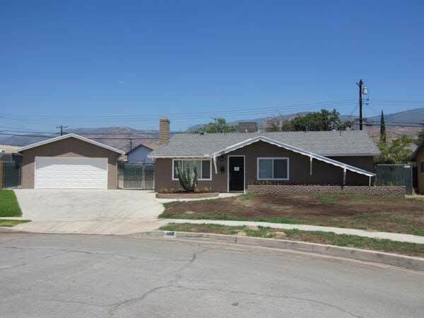Foto principal - 1112 Montrose Ave