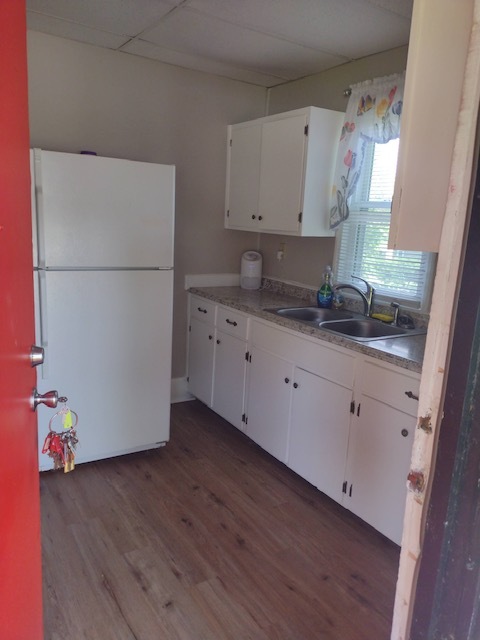 kitchen - 529 Olive St