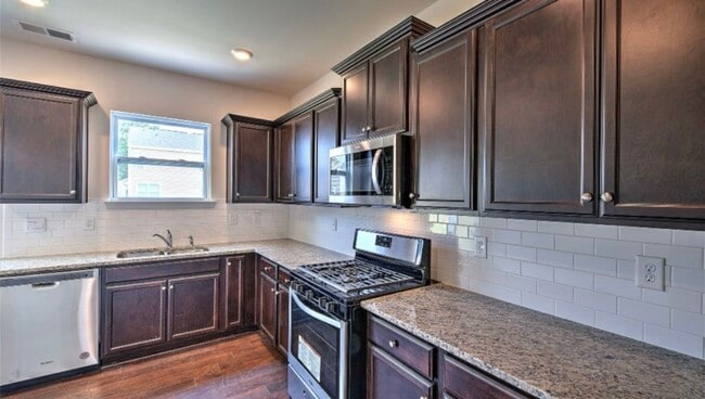 Building Photo - 362 Tolbert Dr