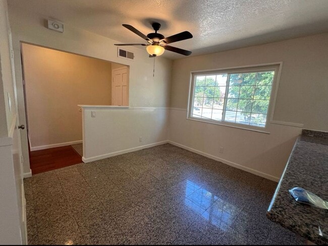 Building Photo - Blacow home for rent! $4000