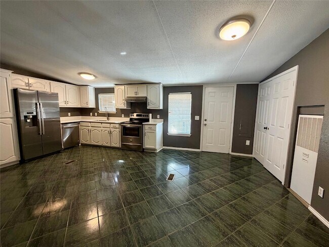 Foto del edificio - 107 Shady Oaks Dr