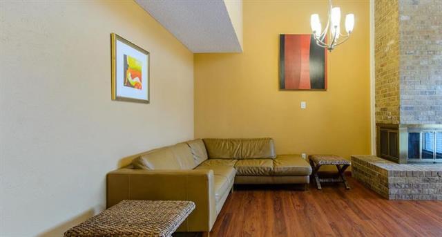 Building Photo - 1704 Park Cir