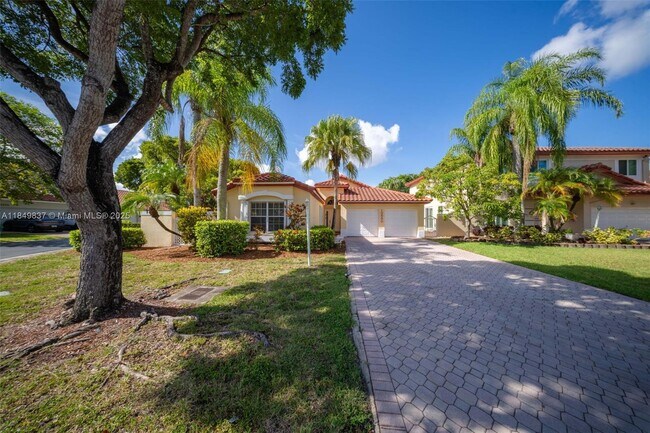 Foto del edificio - 10530 NW 52nd Terrace