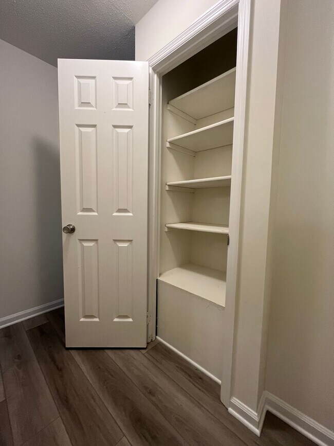 Foto del edificio - 1310 Morris St