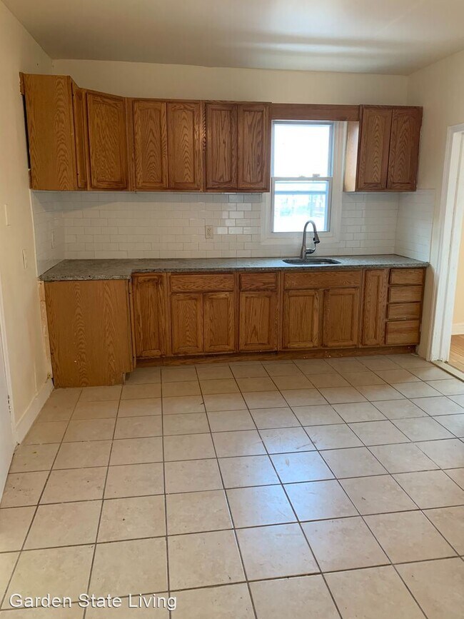 Foto del edificio - 5 br, 1.5 bath House - 791 S 14th St