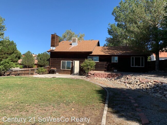 Building Photo - 3 br, 2.5 bath House - 607 Diamond Street