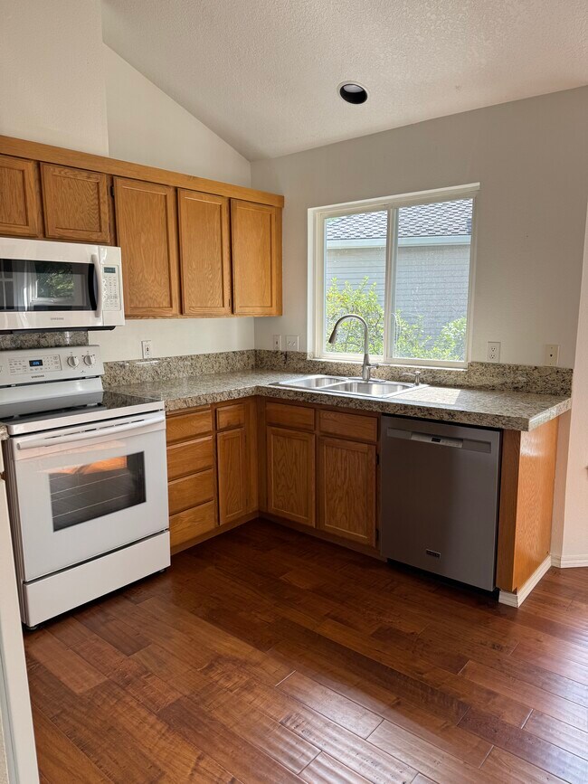 Foto del edificio - 15325 SW Widgeon Ct