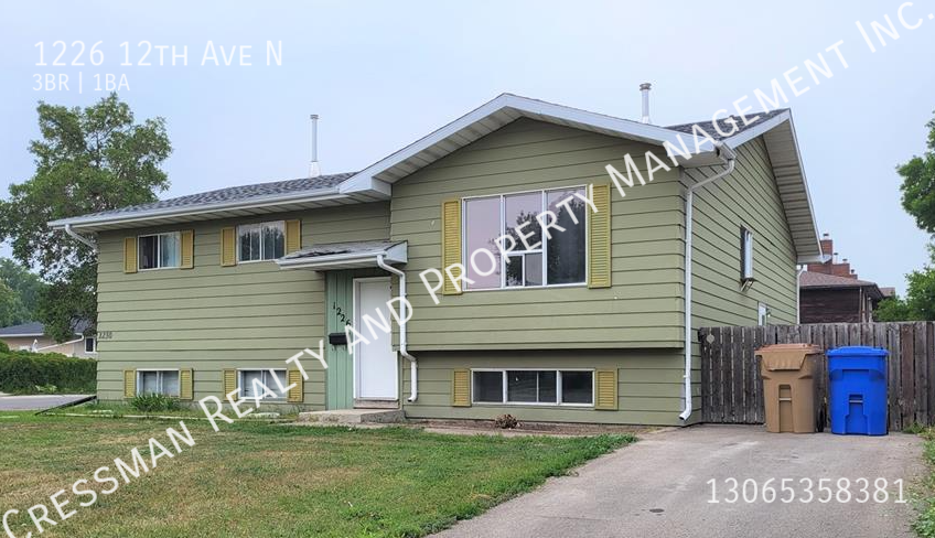 Photo principale - 3 Bedroom Single Family Home in Uplands Re...