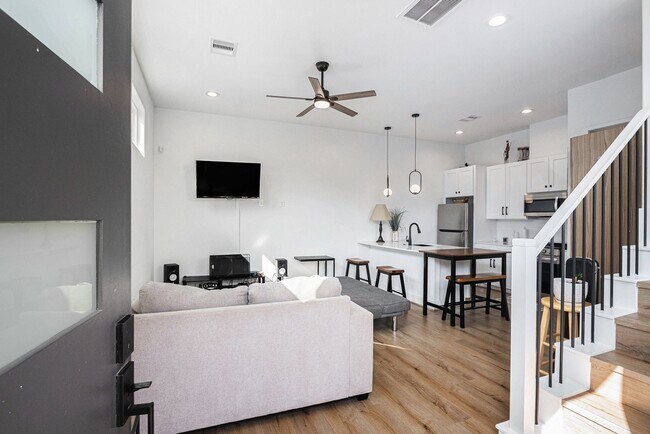 Foto del edificio - 203 Danna Ln