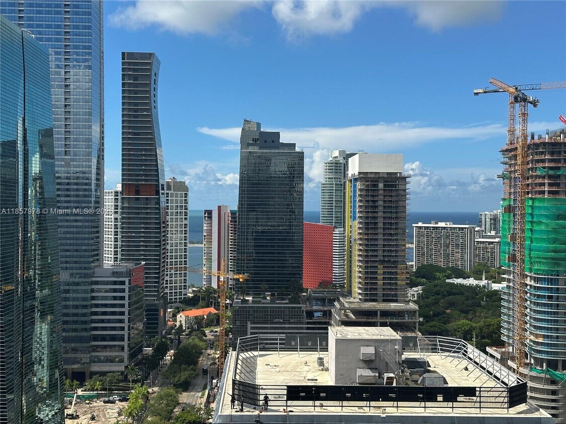 Foto principal - 1060 Brickell Ave