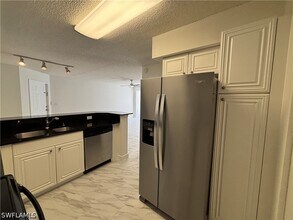 Building Photo - 8265 Ibis Club Dr
