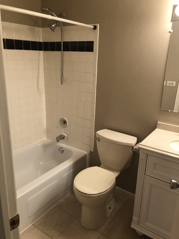 Building Photo - 6142 Knoll Wick Rd