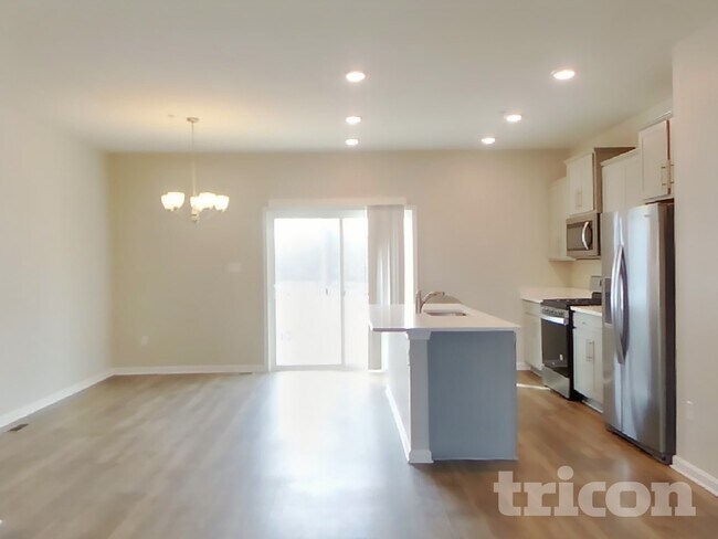 Building Photo - 9623 Fagan Dr