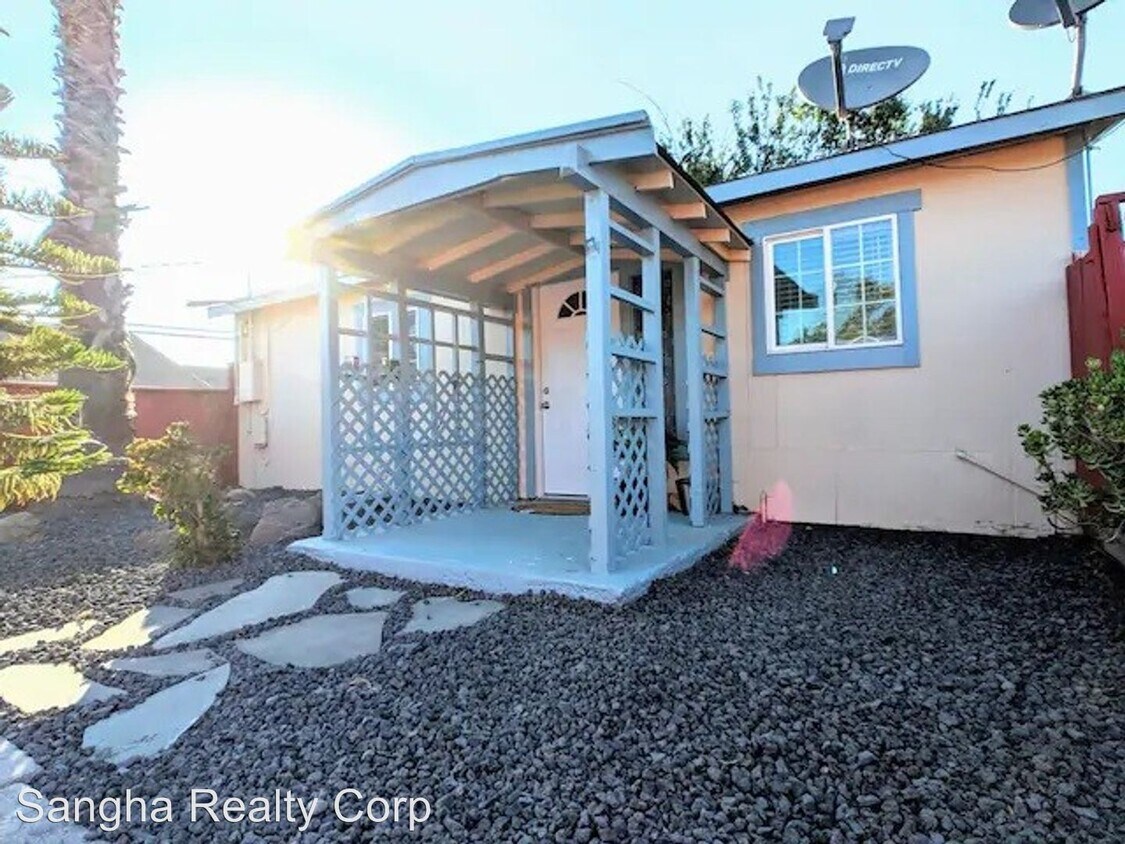 Foto principal - 41786-41788 Osgood Rd