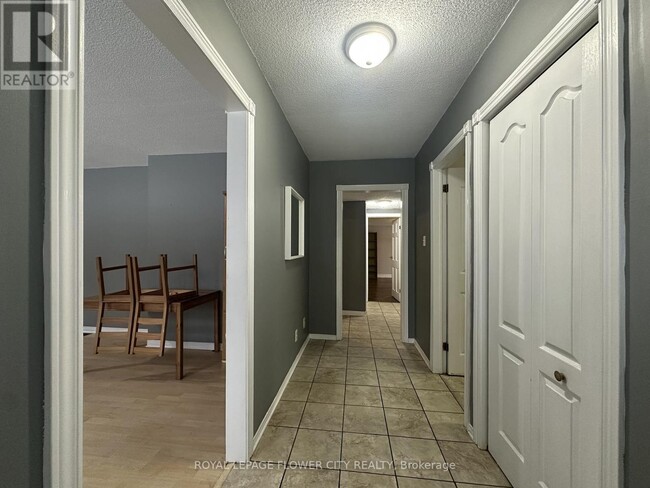 Photo du bâtiment - 9406 Side Rd 5