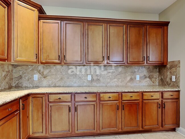 Building Photo - 128 Winslow Cir