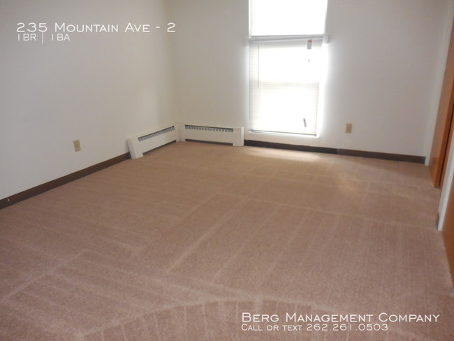 Building Photo - 235 Mountain Ave