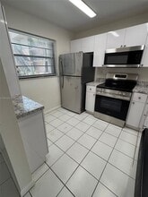 Building Photo - 10865 SW 112th Ave