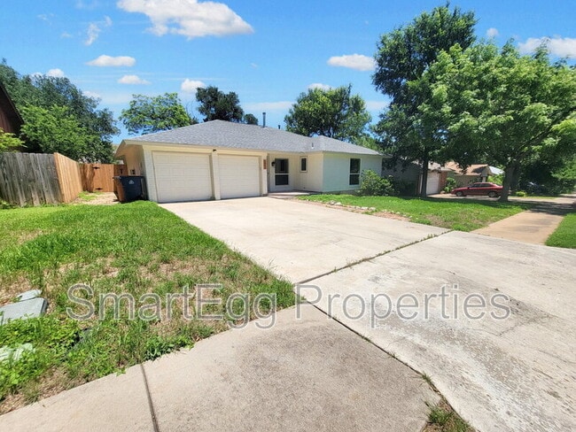 Building Photo - 4802 Gray Fox Dr