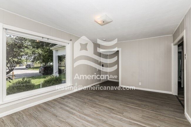 Foto del edificio - 609 W 33rd St