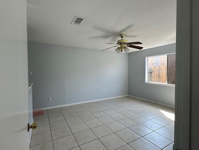 Foto del edificio - 12432 Newbrook Dr