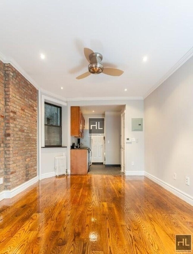 Foto del edificio - AMAZING 1 BR APARTMENT! WON’T LAST!! NO BR...