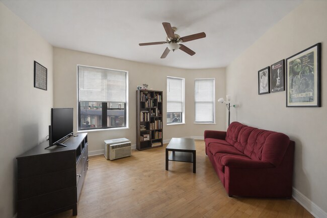 Foto del edificio - 3001 N Central Park Ave