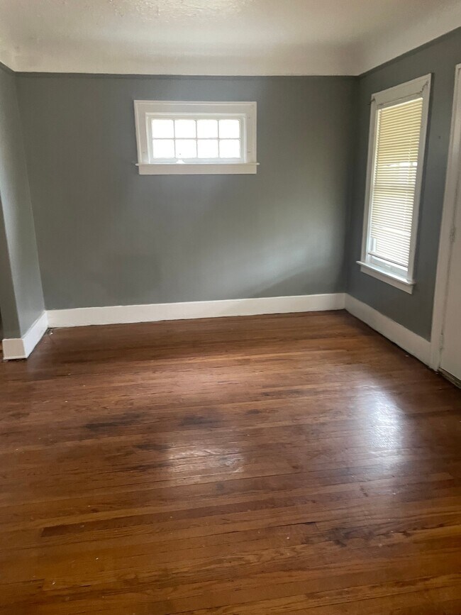 Foto del edificio - 14242 Ohio St