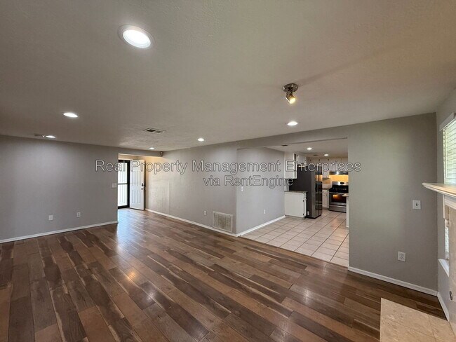 Foto del edificio - 1071 Castlebury Mansion