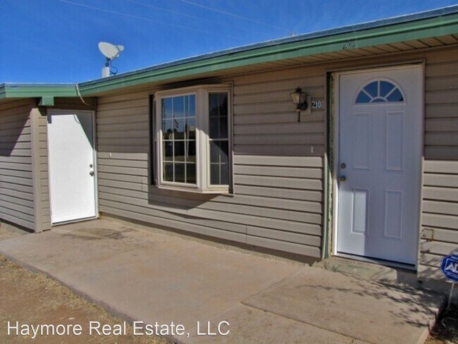Building Photo - 3 br, 2 bath House - 210 Third Street