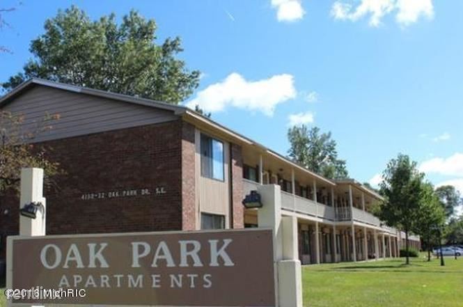 Primary Photo - 1 br, 1 bath Apartment - Oak Park Apartments