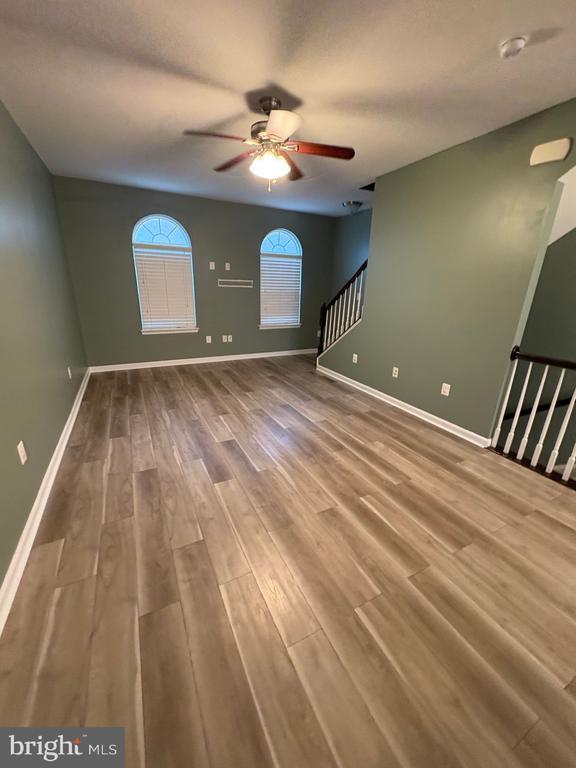 Building Photo - 7423 Rigby Pl