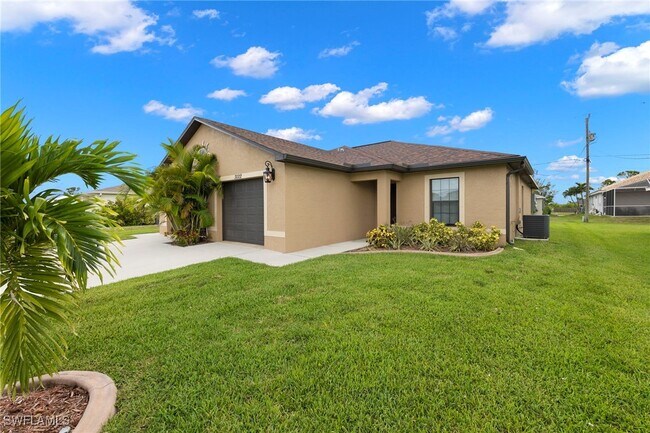 Foto del edificio - 3022 SW 15th Pl