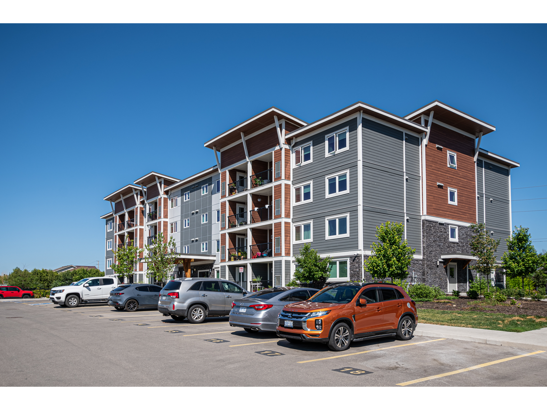 Parkwood Place Apartments 772 Paisley Rd Guelph, ON