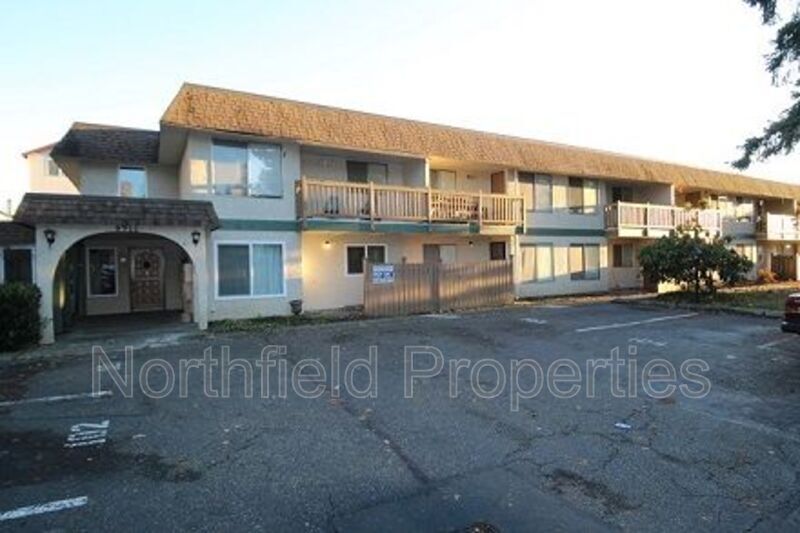 8911 Holly Dr Unit 205, Everett, WA 98208 Condo for Rent in Everett