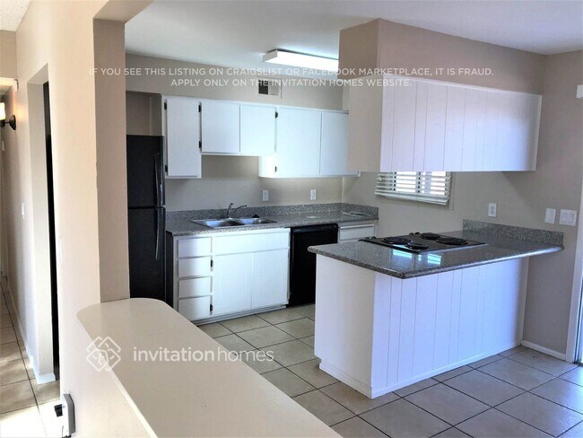 Building Photo - 11605 N 58th Ave